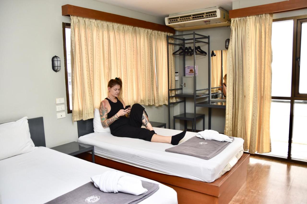 Mad Monkey (adults Only) Asrama *